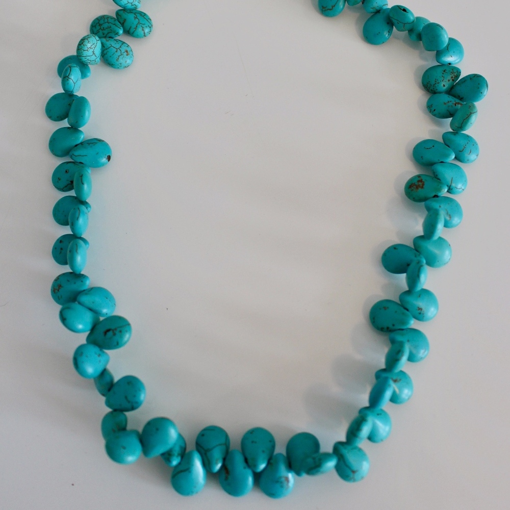 Arizona Teardrop Turquoise Necklace